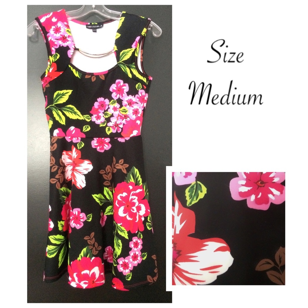 Sleeveless dress.
